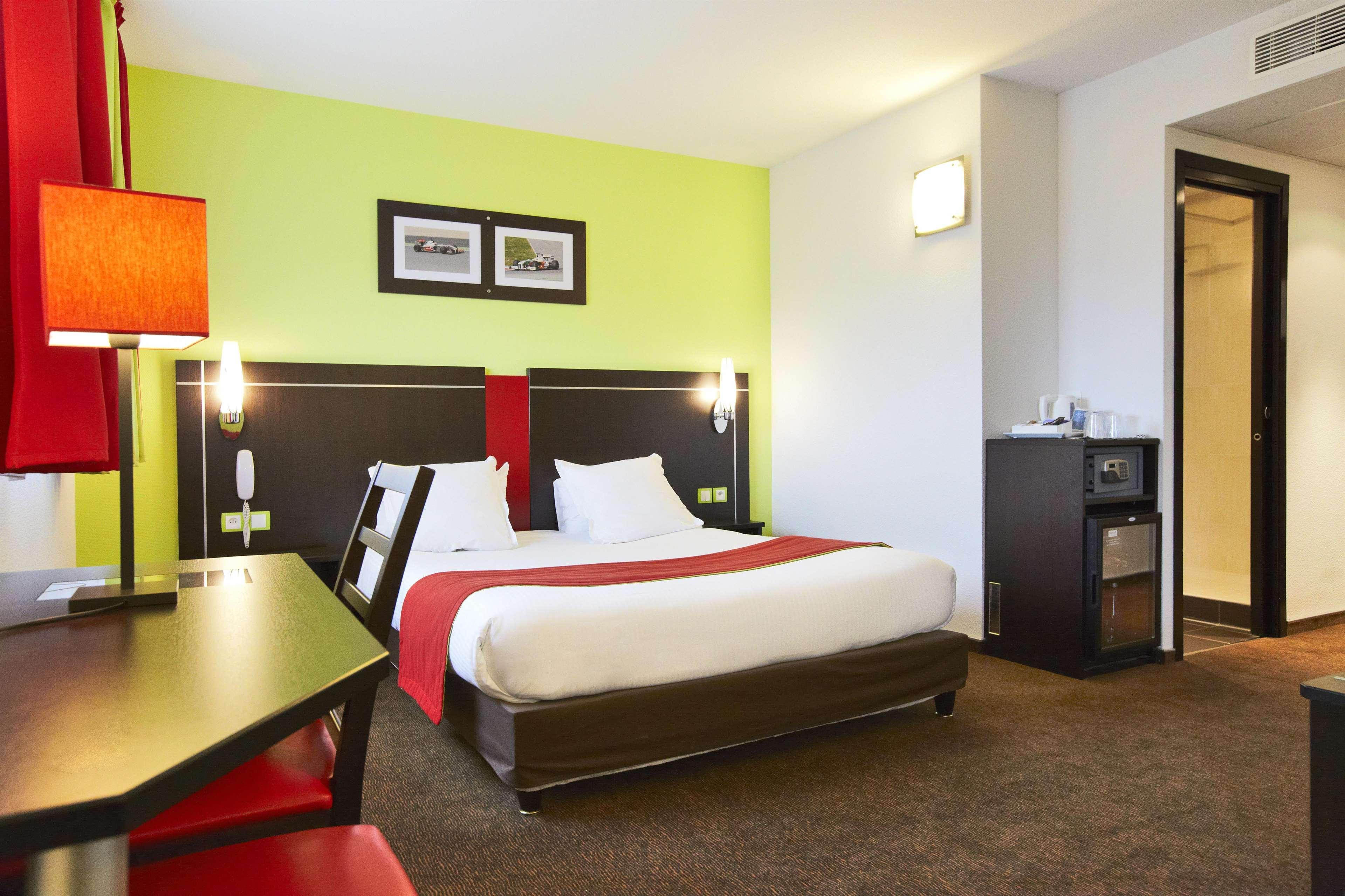 Enzo Hotels Metz Sud Augny By Kyriad Direct Екстер'єр фото