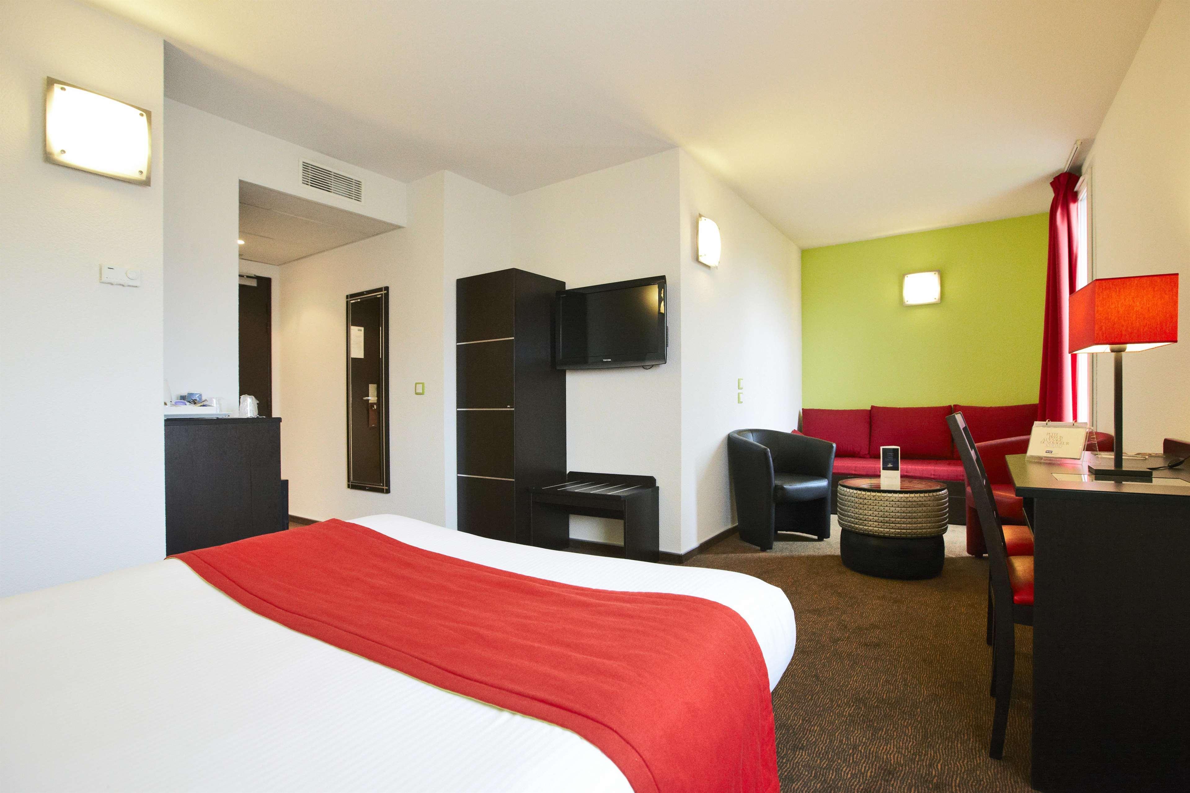 Enzo Hotels Metz Sud Augny By Kyriad Direct Екстер'єр фото