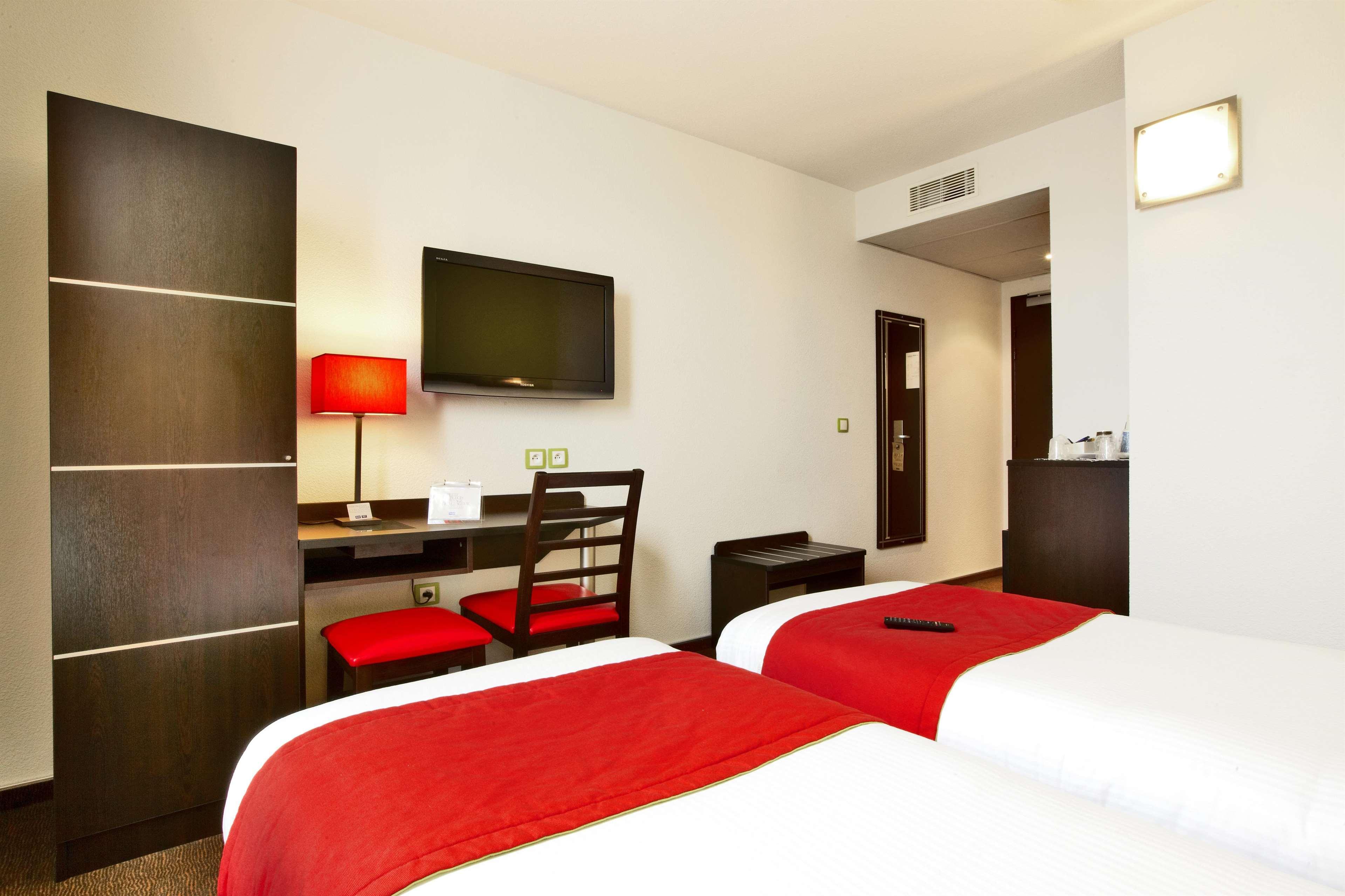 Enzo Hotels Metz Sud Augny By Kyriad Direct Екстер'єр фото
